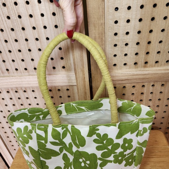 Small Green and White Floral Tote Bag - Picture 5 of 6